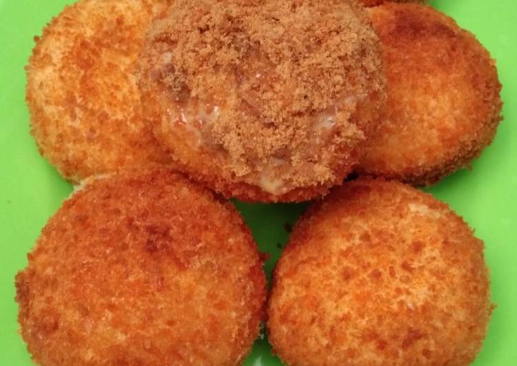 Roti Abon Goreng