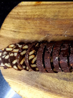 A picture of Cocoa chocolate swiss roll.