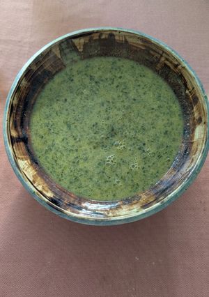 A picture of Leek and horseradish soup.