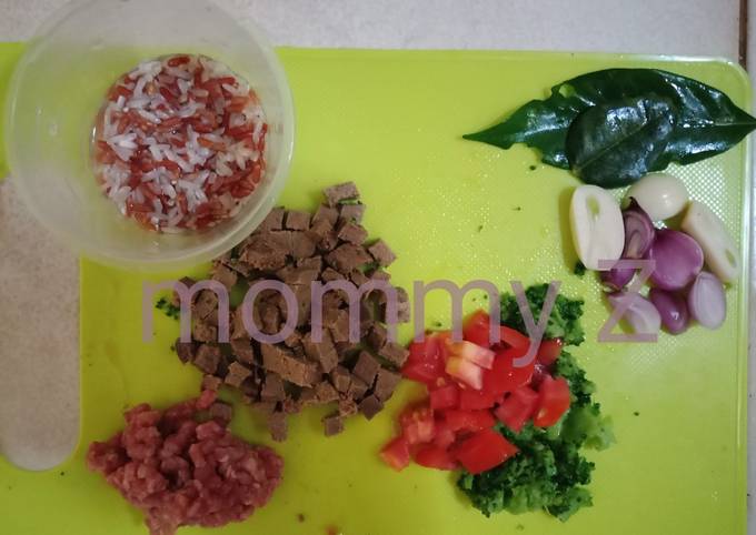 Resep MPASI 6 Bulan Daging Giling Hati Sapi dengan Tomat dan Brokoli