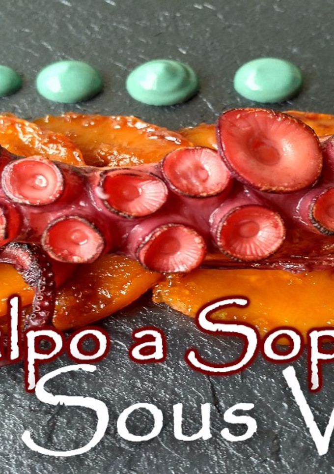Una foto de Pulpo marcado a soplete con Calabaza Ahumada y Lactonesa de Espirulina