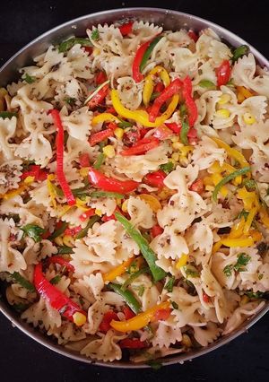 A picture of Tri-Colour Tossed Pasta Salad.