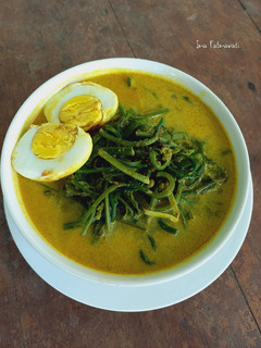 Foto resep Gulai sayur pakis dan telur