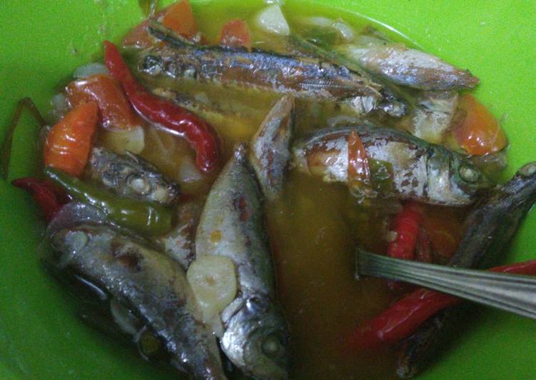 Resep Ikan Asin Kuah Pedas yang Bikin Ngiler