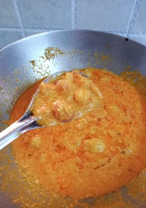 આખી ડુંગળી નું શાક (Akhi Dungri Shak Recipe In Gujarati) રેસીપી મુખ્ય ફોટો