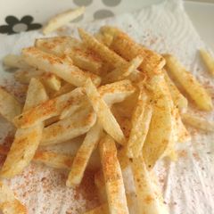 A picture of Peri peri French fries.
