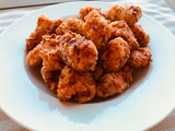 ♪Juicy Karaage Number 1 ♪ de "Steins;Gate"