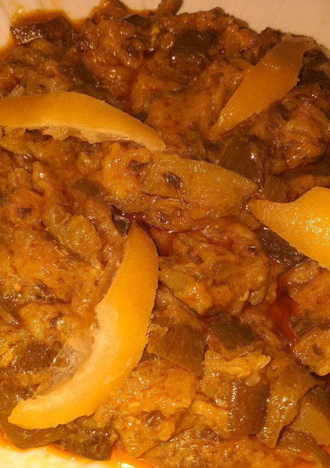 Una foto de Zaalok (ensalada de calabacín)