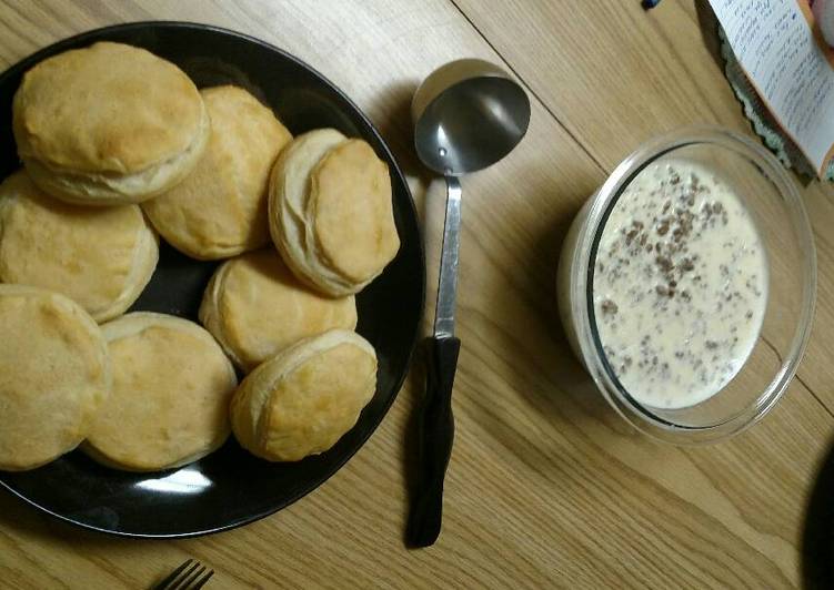 Simple Way to Make Any-night-of-the-week Biscuits sausage and gravy