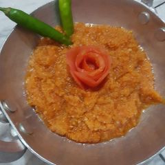 A picture of Tomato garlic chutney.