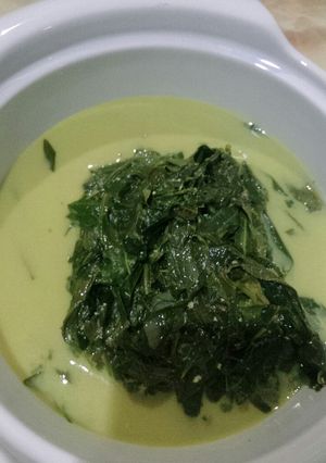 Foto resep Daun singkong sayur santan