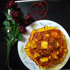 A picture of Paneer achari masala.