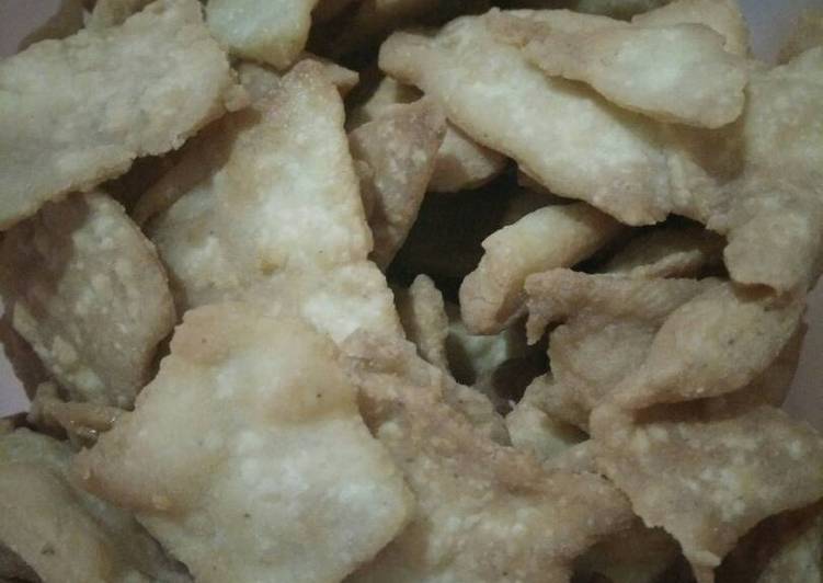 Kue Keripik Bawang