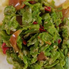 A picture of Thai Yardlong bean salad.