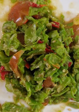 A picture of Thai Yardlong bean salad.
