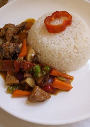 A picture of Sweet and sour sauce.