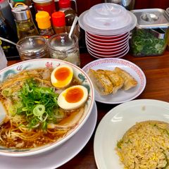 A picture of Ramen 🍜 Gyoza 🥟 Lunch Special🇯🇵.