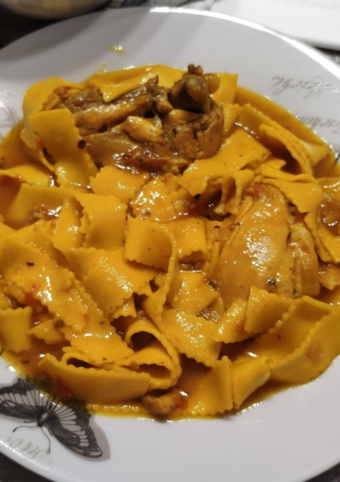 Una foto de Gazpachos manchegos de pollo🍲