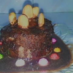A picture of Almond cup cake.