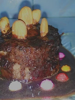 A picture of Almond cup cake.