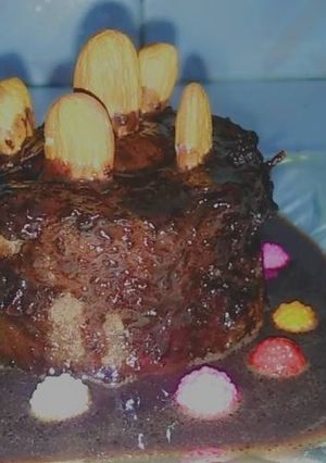 A picture of Almond cup cake.