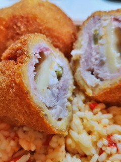 Töltött-rántott karajszeletek recept fotója