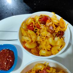 A picture of Macaroni chat.