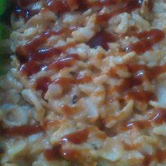 A picture of White sauce pasta.