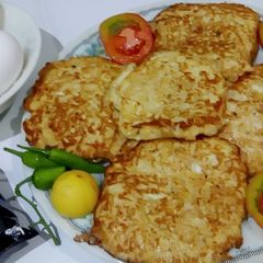 A picture of Noodles kabab.