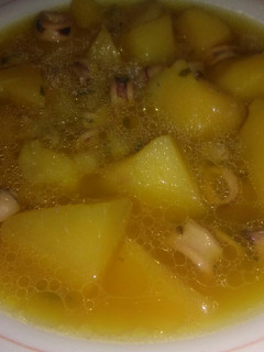 Una foto de Guisado de pulpo con patatas