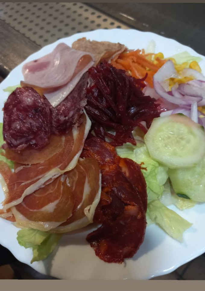Una foto de Ensalada catalana
