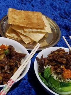 Foto resep Mie ayam jamur dan pangsit goreng