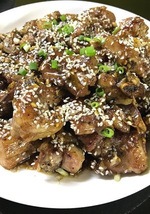 Hình của món Sườn ram nước mắm.