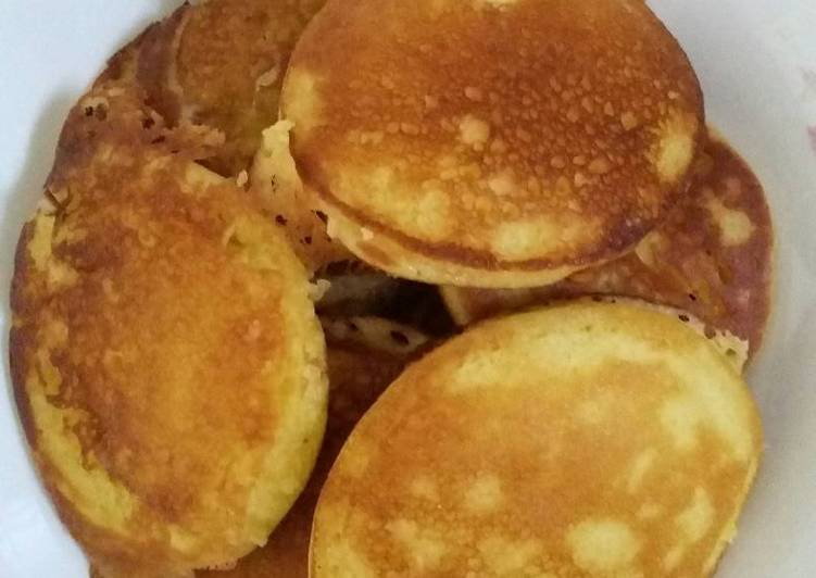pancake mini  (simple cepat dan enak) tapi sedikit...😁