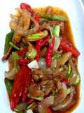 ไก่ผัดน้ำพริกเผา
