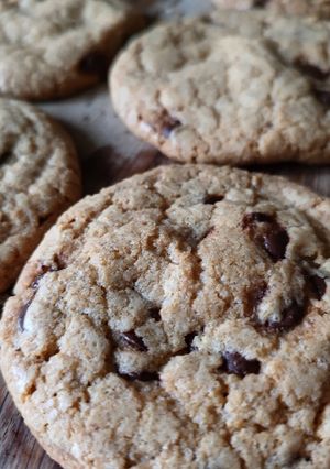 A picture of Chocolate chip cookies.