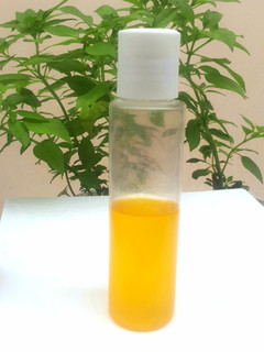 A picture of DIY Carrot Oil.