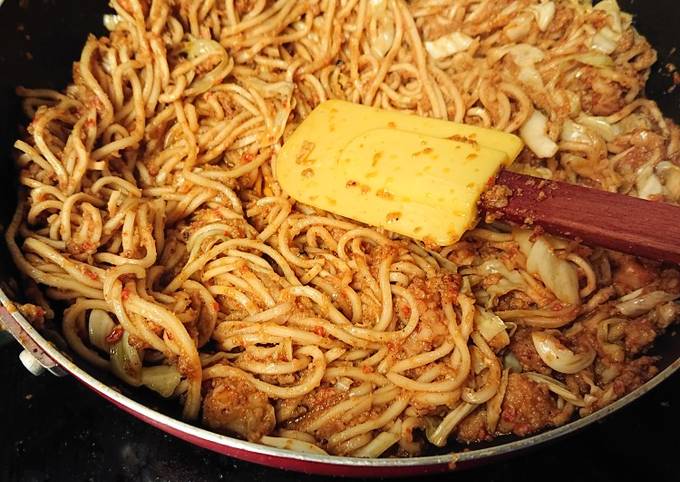 Ternyata ini loh! Bagaimana cara membuat Mie Goreng Aceh Seafood yang nagih banget
