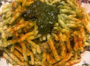 Foto di Trofie pesto e tonno