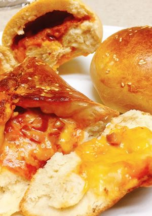Hình của món Pizza bomb.