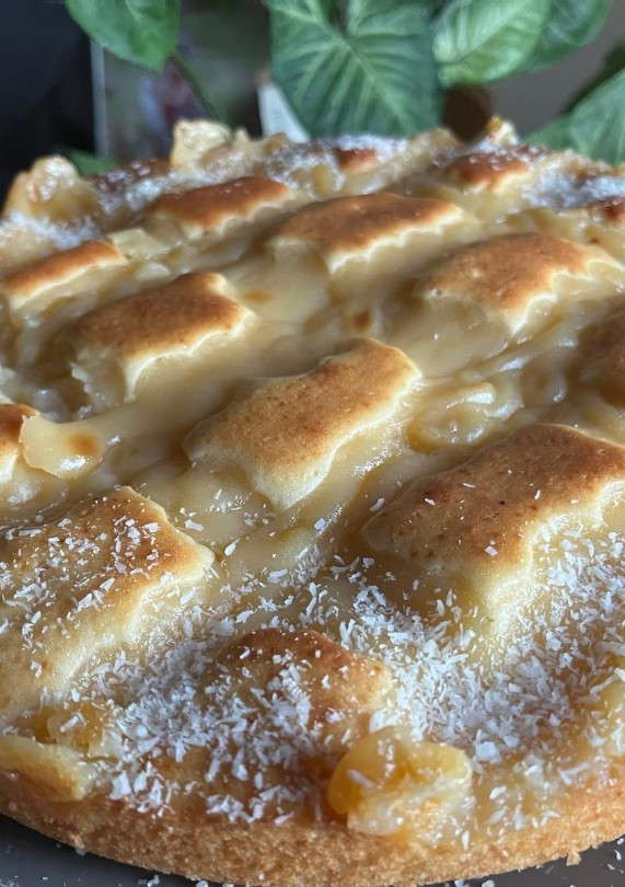 Una foto de TORTA MATERA CON CREMA PASTELERA 🤩✨️