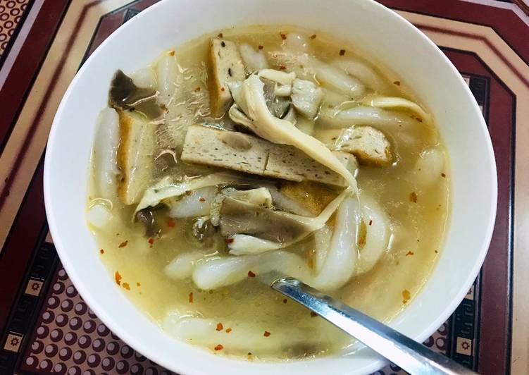 Cháo bánh canh chả cá