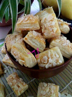 Foto resep Almond Cookies Puff Pastry
