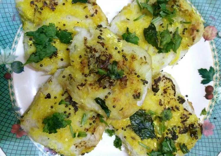 Steps to Make Super Quick Homemade Bunokhla (Bun Dhokla)