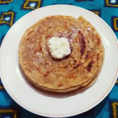 A picture of Butter Garlic Paratha.