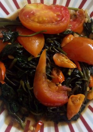 Foto resep KangKung Tomat Pedas BGT