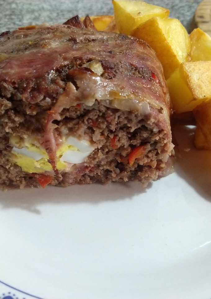 Una foto de Pan de carne relleno de Bigote Cocina