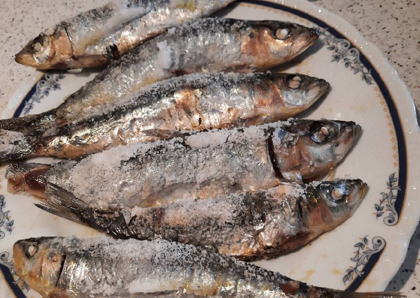 Sardinas del cantábrico a la sal