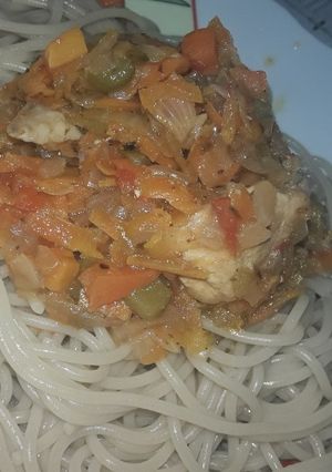 Una foto de Spaghetti con salsa