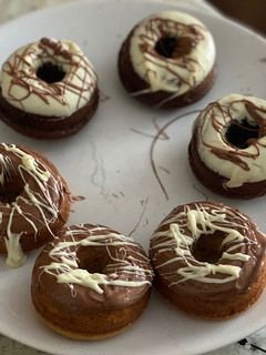 Una foto de Donettes de cacao y vainilla
